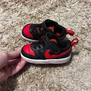 Nike Kids Black and Red Sneakers